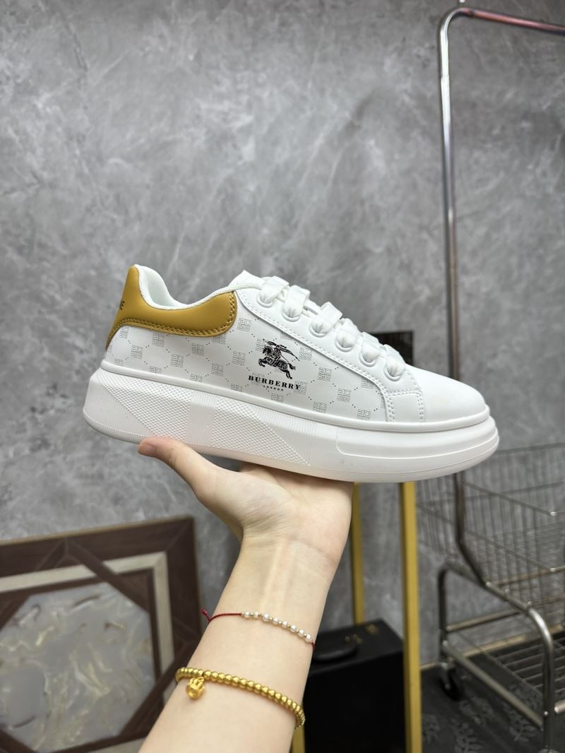 Burberry Low Shoes